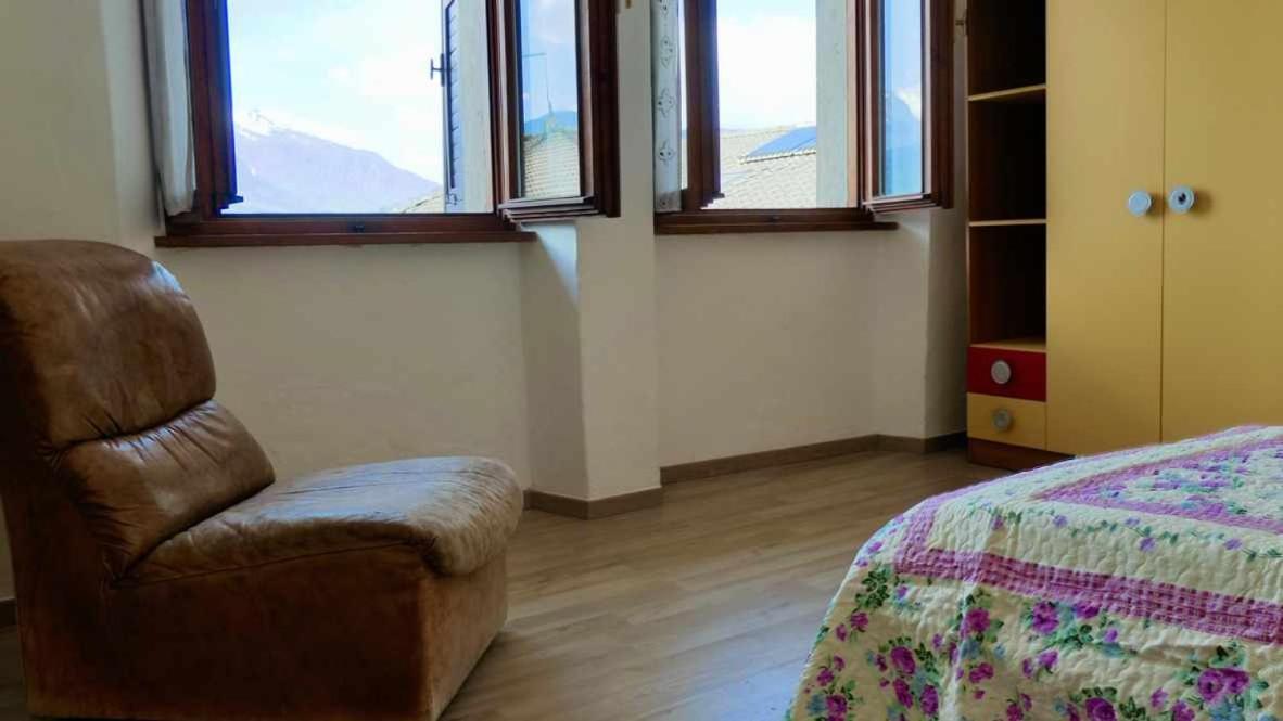 Casa Malpaga Tenna Ospitar Exteriör bild